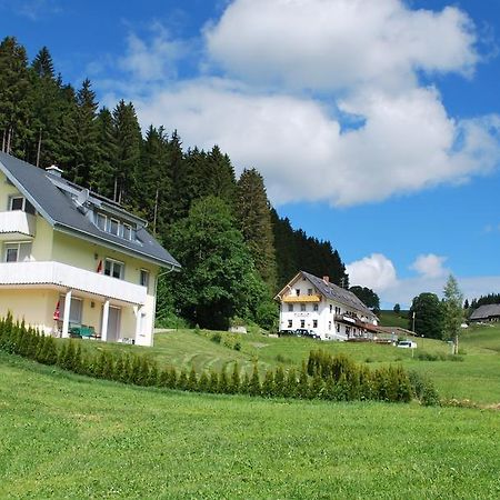 Kuckucksnest Schwaerzenbach Lägenhet Titisee-Neustadt Rum bild